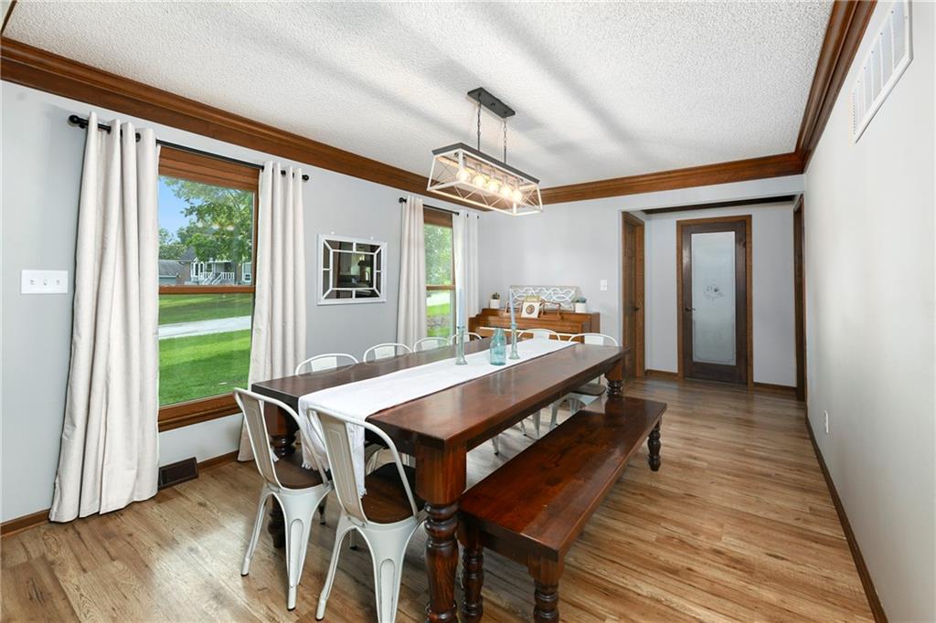 4th image of 1100 Sw 44Th St, Blue Springs, MO 64015 | MLS# 2633113