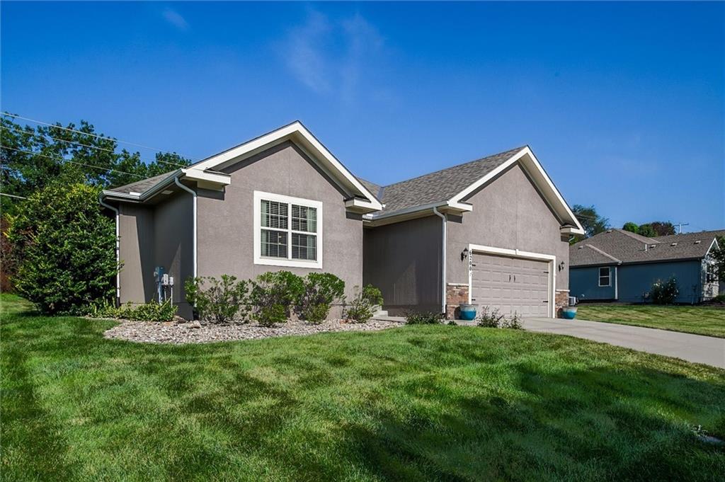 5th image of 6200 Green Hills Ln, Kansas City, MO 64151 | MLS# 2633131
