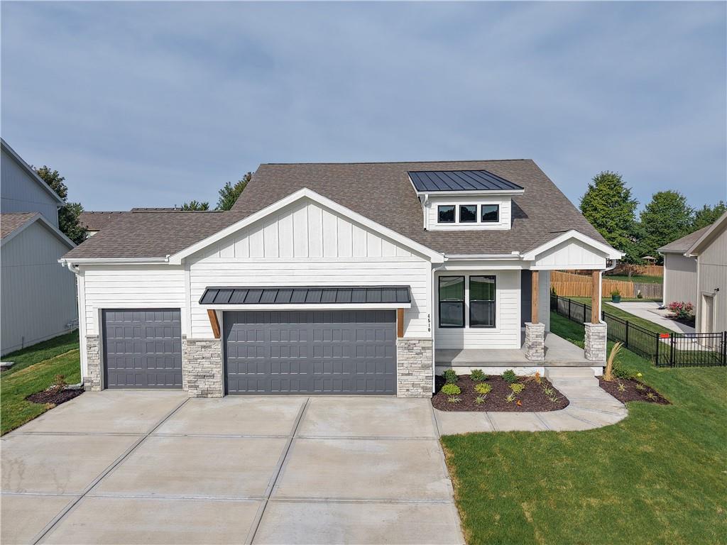 1st image of 1608 Sw Arbor Park Dr, Lees Summit, MO 64082 | MLS# 2633157
