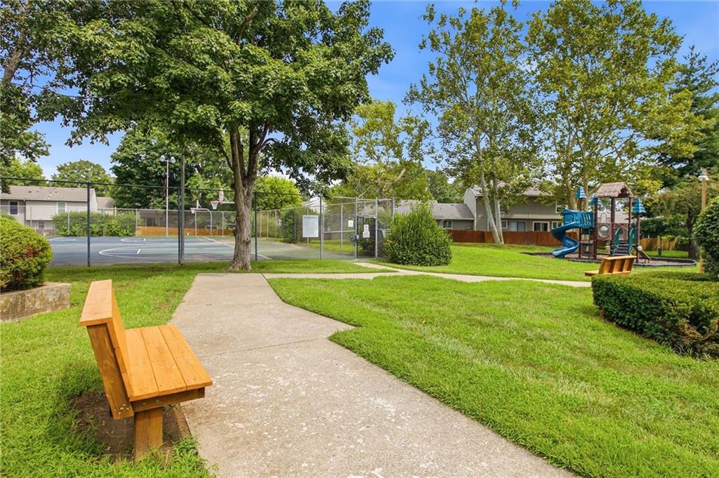 38th image of 12735 W 109th St, Overland Park, KS 66210 | MLS# 2633177