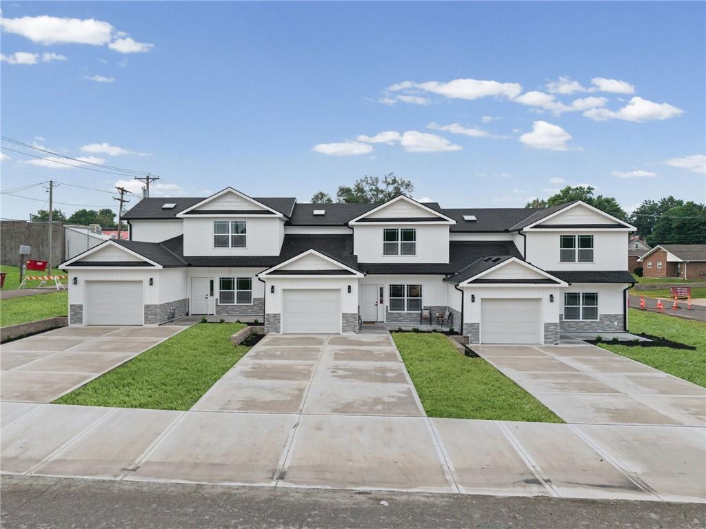 1st image of 113 E 3rd St, Lawson, MO 64062 | MLS# 2633207