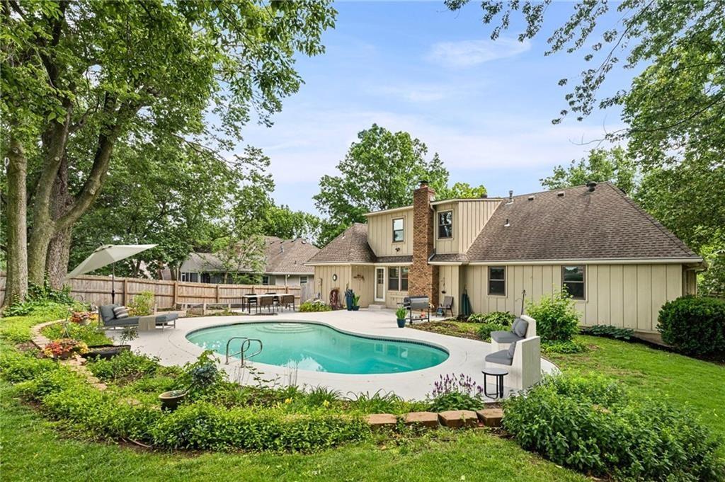 1st image of 12606 W 69th St, Shawnee, KS 66216 | MLS# 2633230