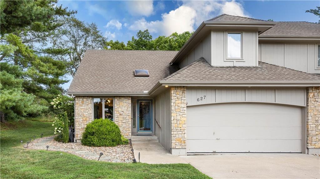 1st image of 627 Nw Timberbrooke Dr, Lees Summit, MO 64081 | MLS# 2633276