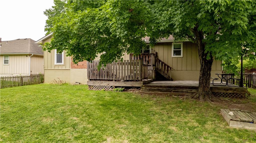 28th image of 205 Ne Noeleen Ln, Lees Summit, MO 64086 | MLS# 2633284