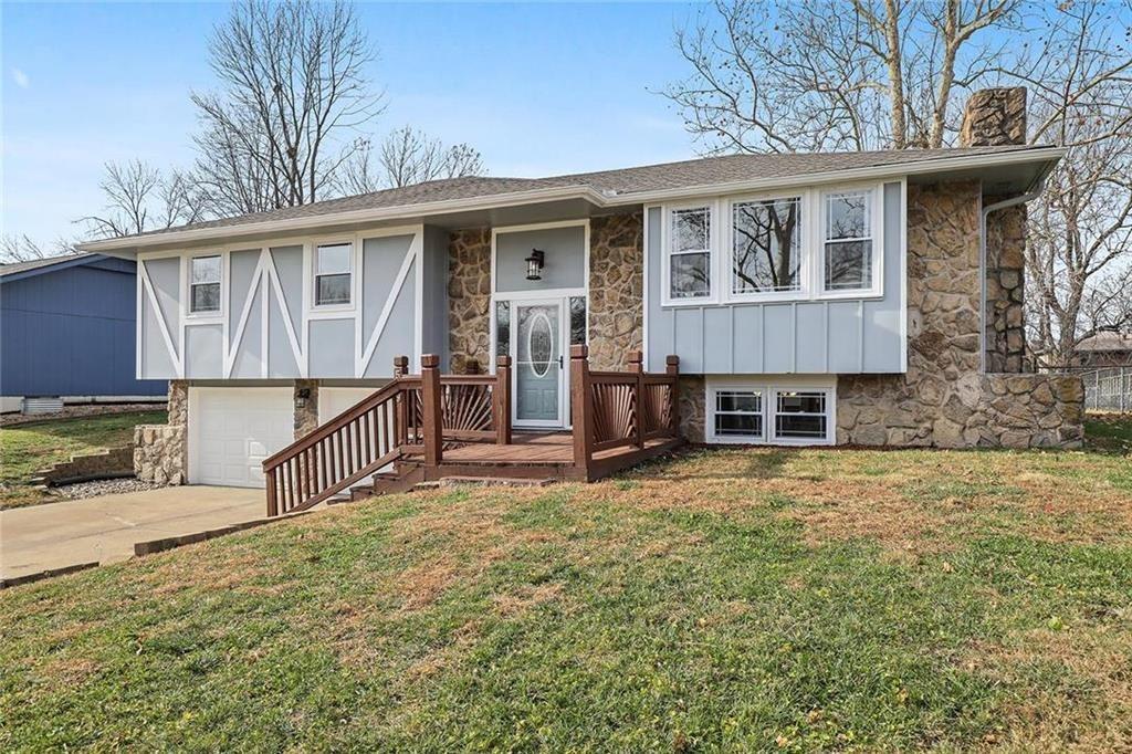 2nd image of 519 S Ridge Dr, Olathe, KS 66061 | MLS# 2633303