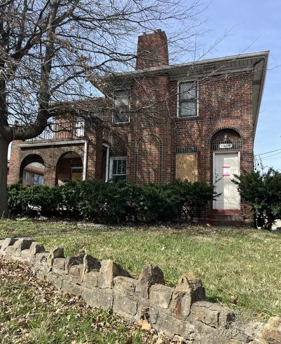 1st image of 1500 Woodland Blvd, Kansas City, KS 66106 | MLS# 2633310