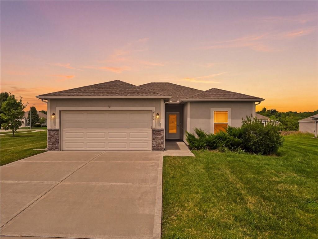 1st image of 2104 Crestview Pl, Raymore, MO 64083 | MLS# 2633322