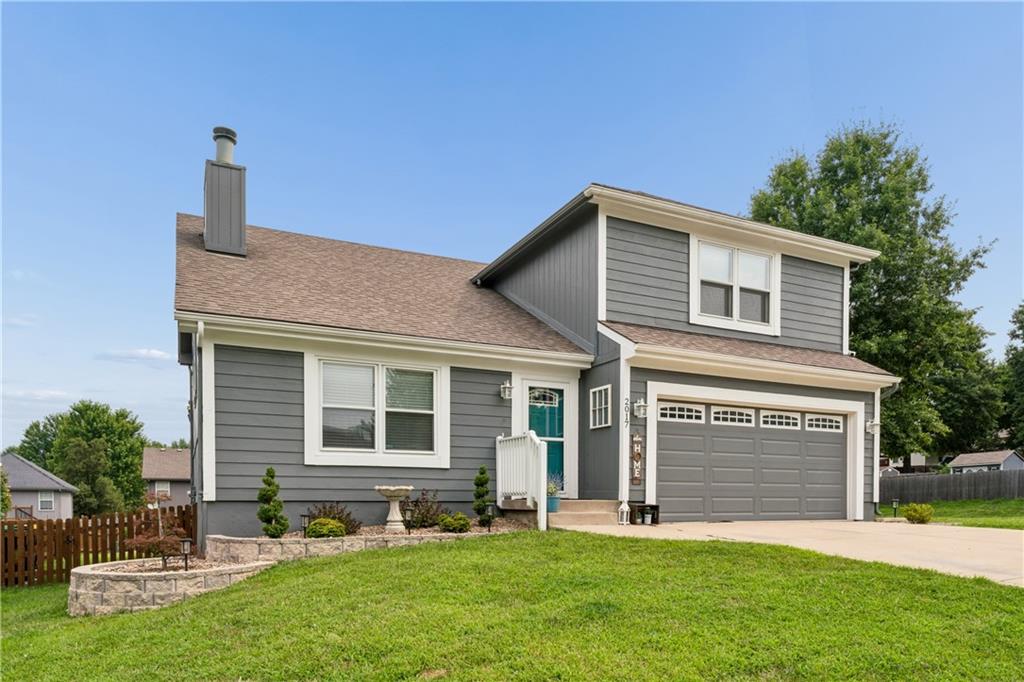 2nd image of 2017 Summerfield Ct, Blue Springs, MO 64029 | MLS# 2633337