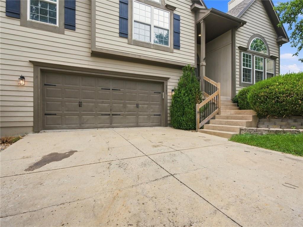 4th image of 2340 W Trail Dr, Olathe, KS 66061 | MLS# 2633340