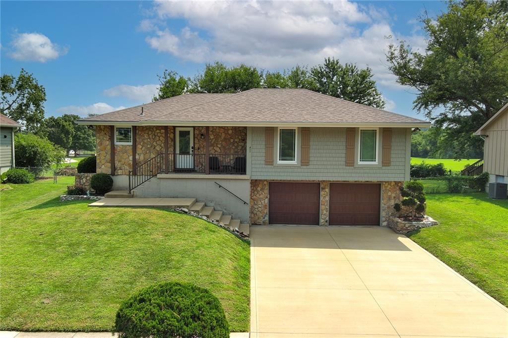 1st image of 411 Se Claremont St, Lees Summit, MO 64063 | MLS# 2633355