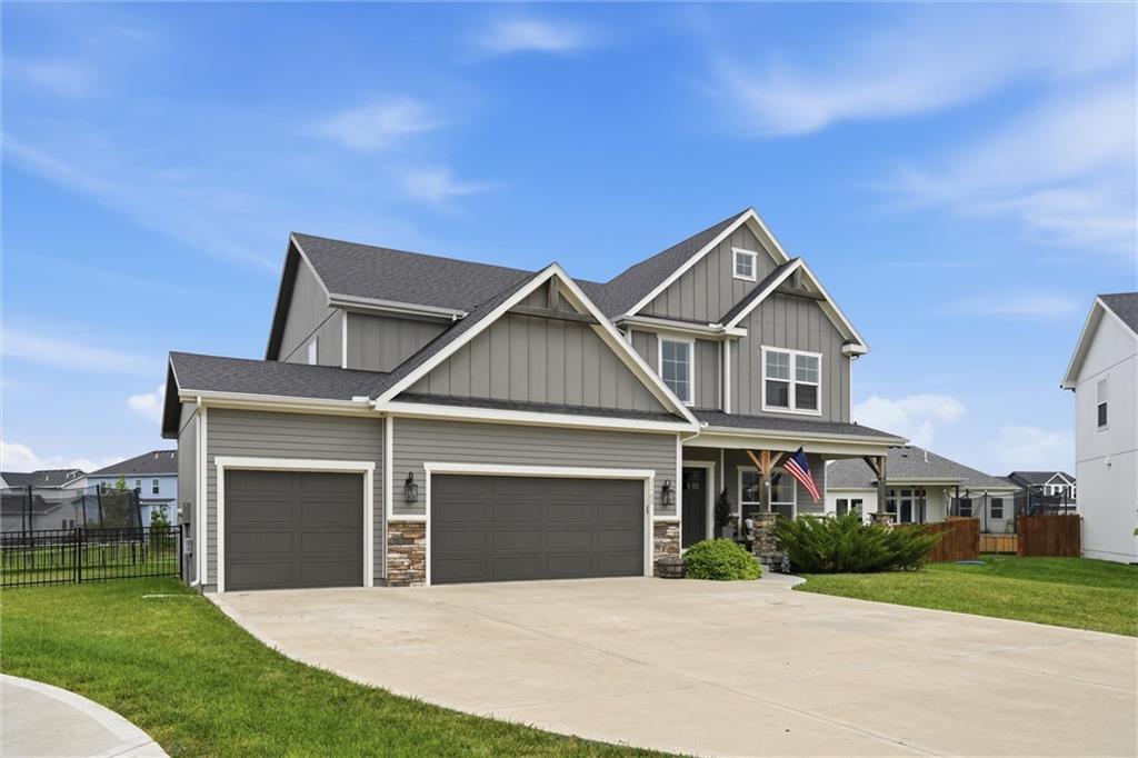 image of 31700 W 164 Ct, Gardner, KS 66030 | MLS# 2633419