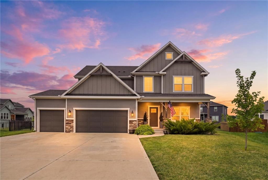 1st image of 31700 W 164 Ct, Gardner, KS 66030 | MLS# 2633419