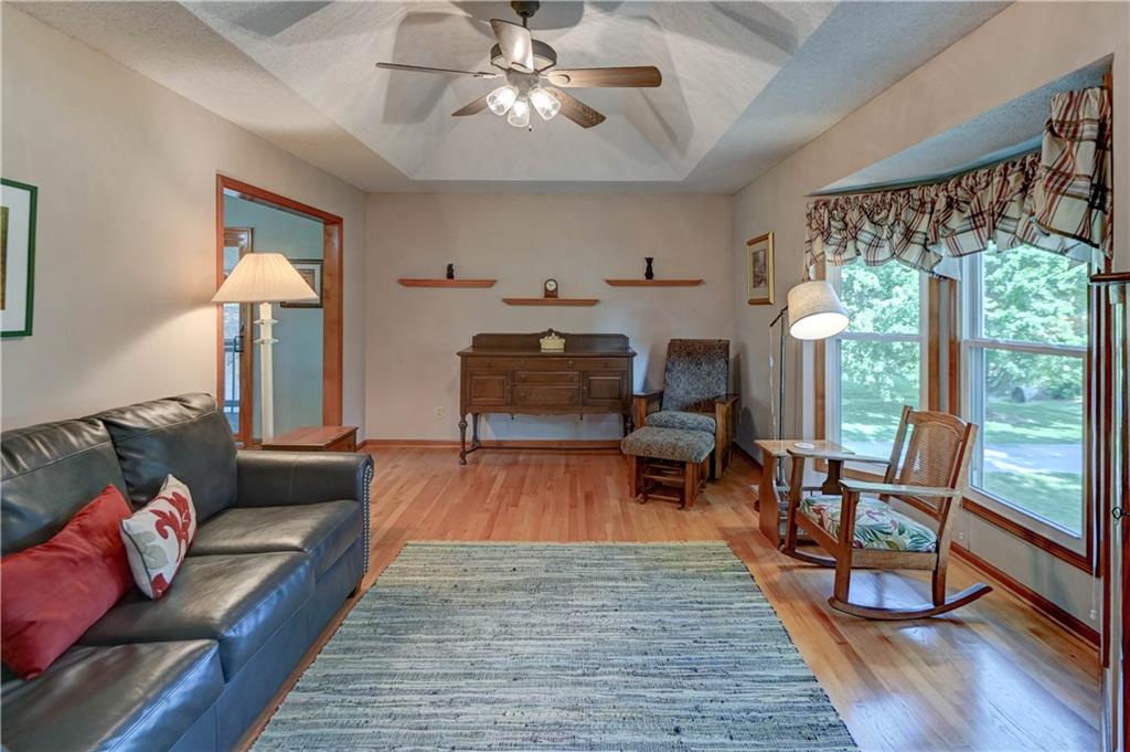 5th image of 15121 Briarwood Dr, Basehor, KS 66007 | MLS# 2633442