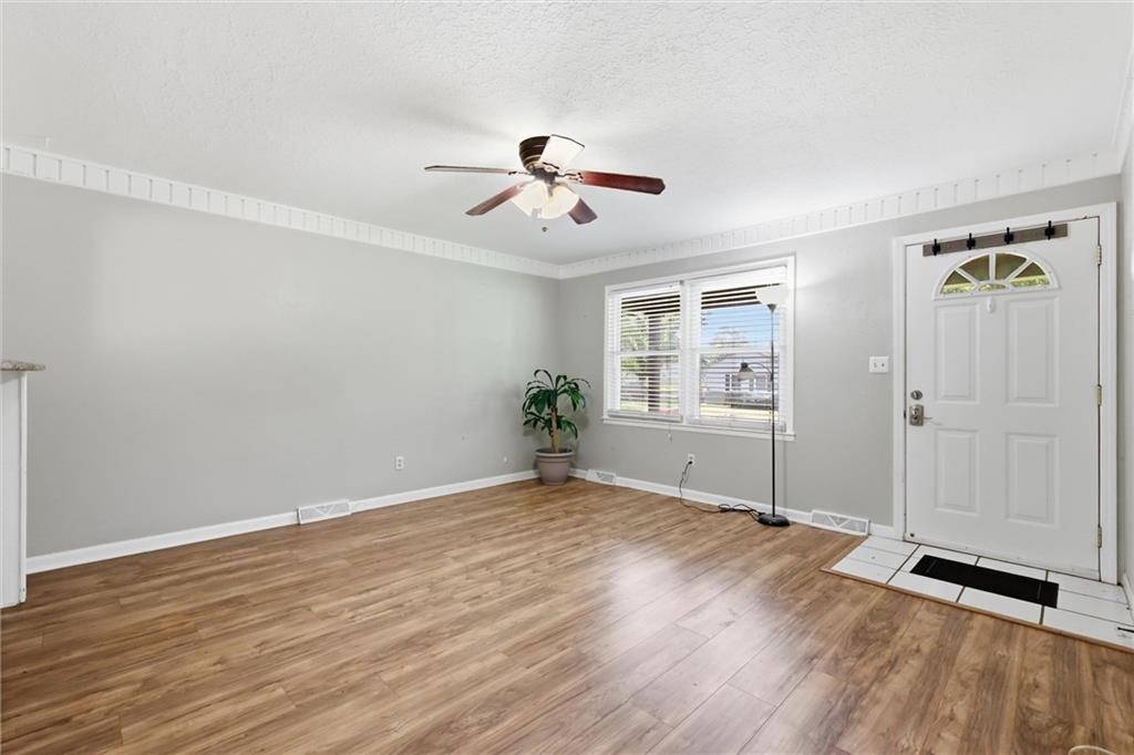 5th image of 12124 E 31St St, Independence, MO 64052 | MLS# 2633457