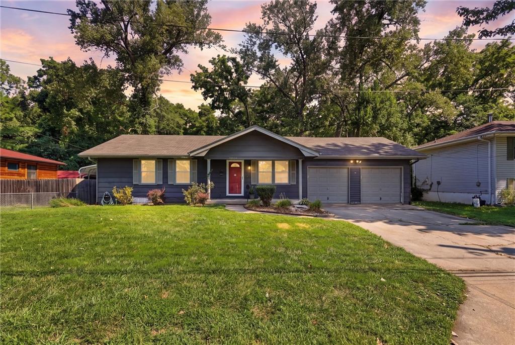 2nd image of 12124 E 31st St, Independence, MO 64052 | MLS# 2633457