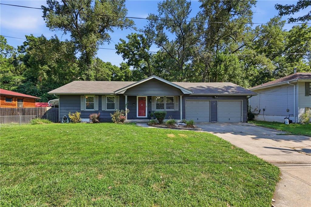 1st image of 12124 E 31st St, Independence, MO 64052 | MLS# 2633457