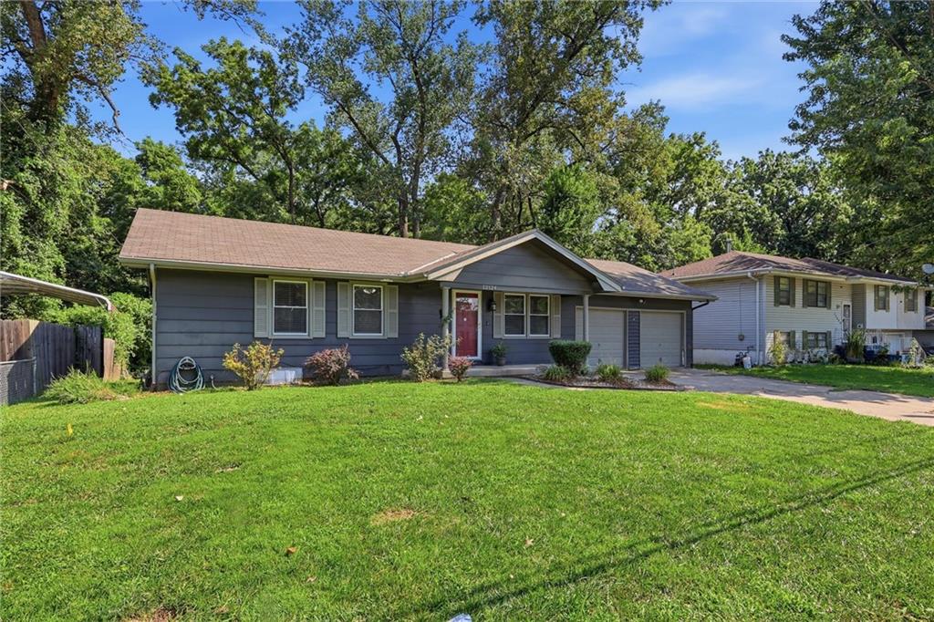 3rd image of 12124 E 31St St, Independence, MO 64052 | MLS# 2633457