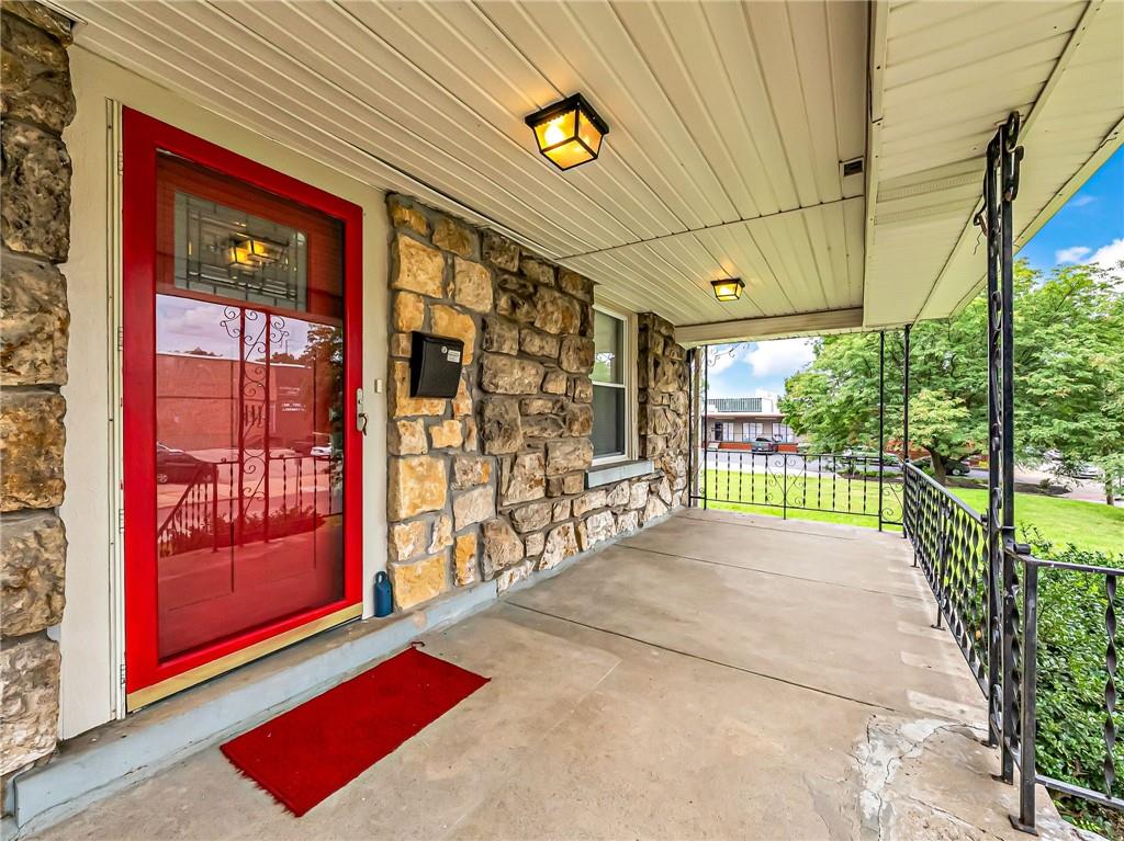 4th image of 2606 Campbell St, Kansas City, MO 64108 | MLS# 2633470