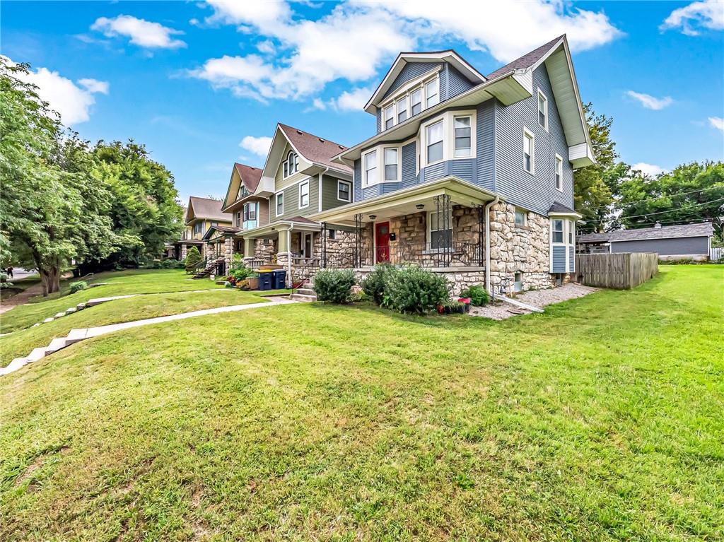 3rd image of 2606 Campbell St, Kansas City, MO 64108 | MLS# 2633470