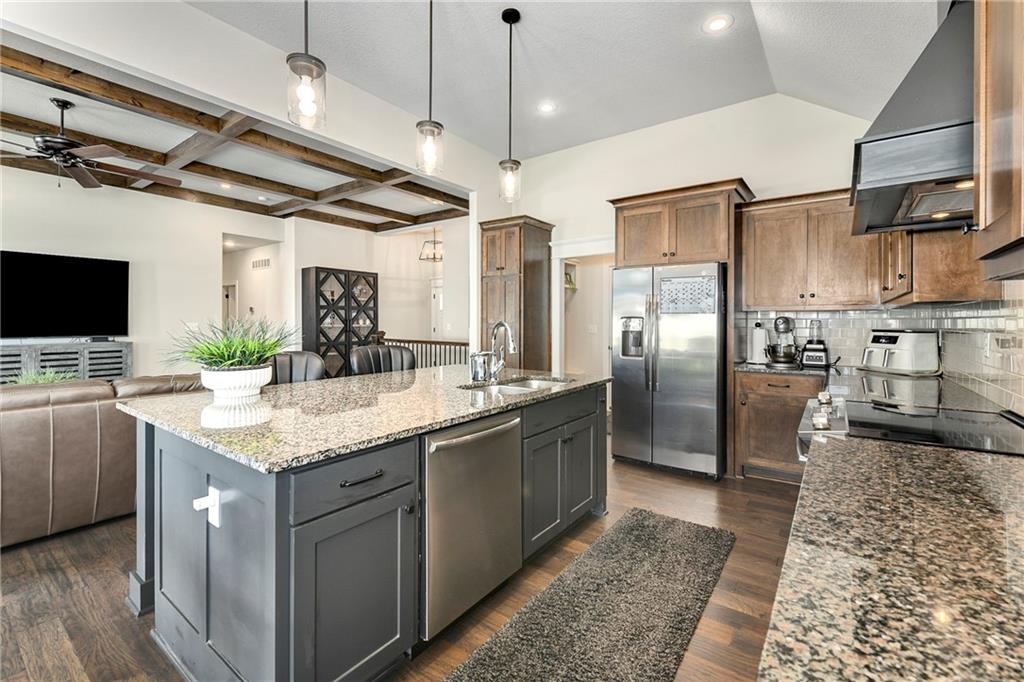 4th image of 1810 Nw Madi Ct, Grain Valley, MO 64029 | MLS# 2633495