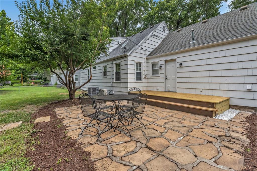 4th image of 6407 W 80Th Ter, Overland Park, KS 66204 | MLS# 2633516
