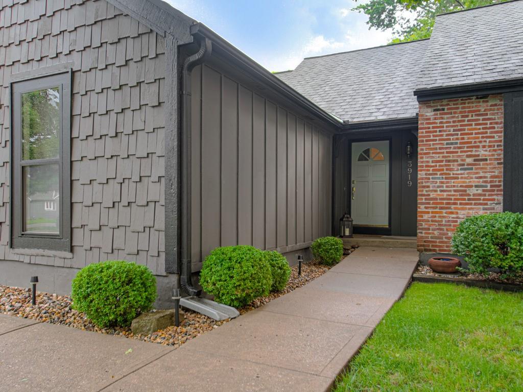 3rd image of 3919 Sequoia St, Lee's Summit, MO 64064 | MLS# 2633528