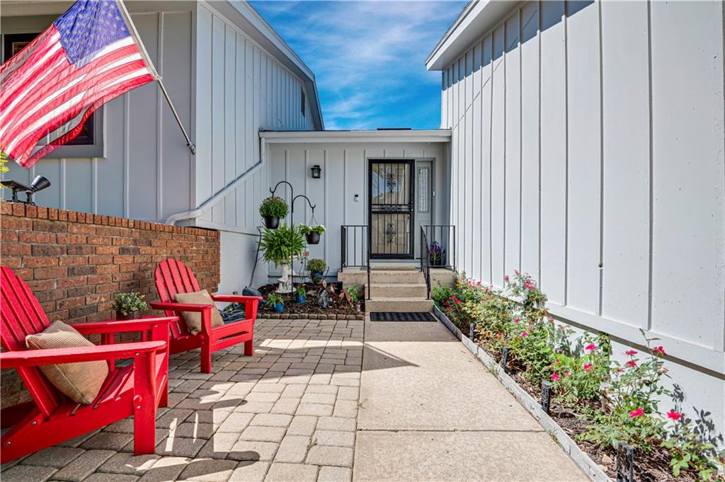Photo 1 of Single family home for sale at 48 Woodbridge Ln, Kansas City, MO 64145 | MLS# 2633532 | Listing updated on 2026-09-05