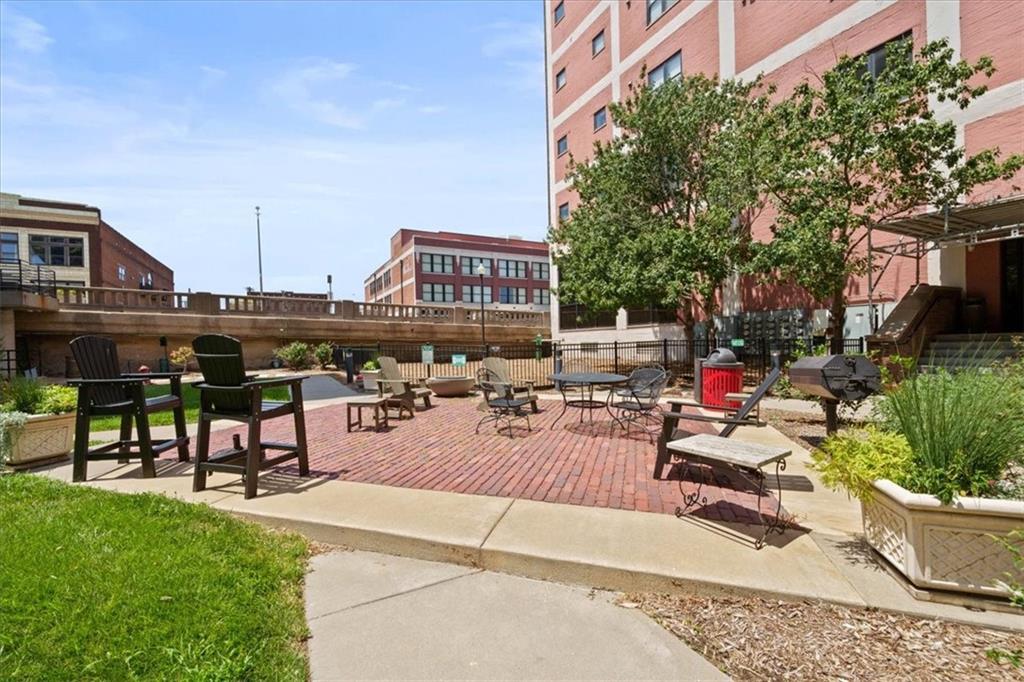 29th image of 2107 Grand Blvd #909, Kansas City, MO 64108 | MLS# 2633559