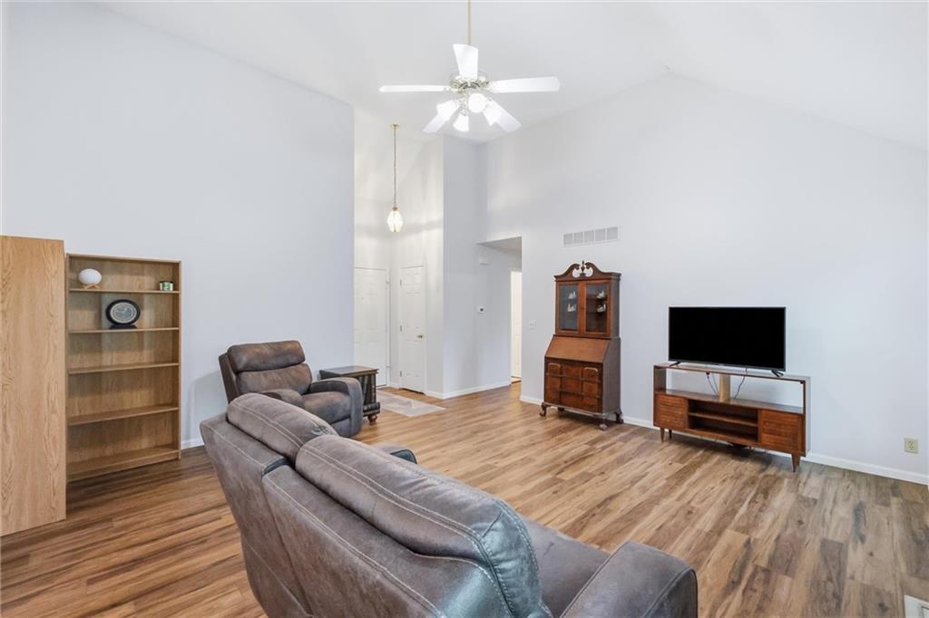 5th image of 15724 Travis St, Overland Park, KS 66223 | MLS# 2633568
