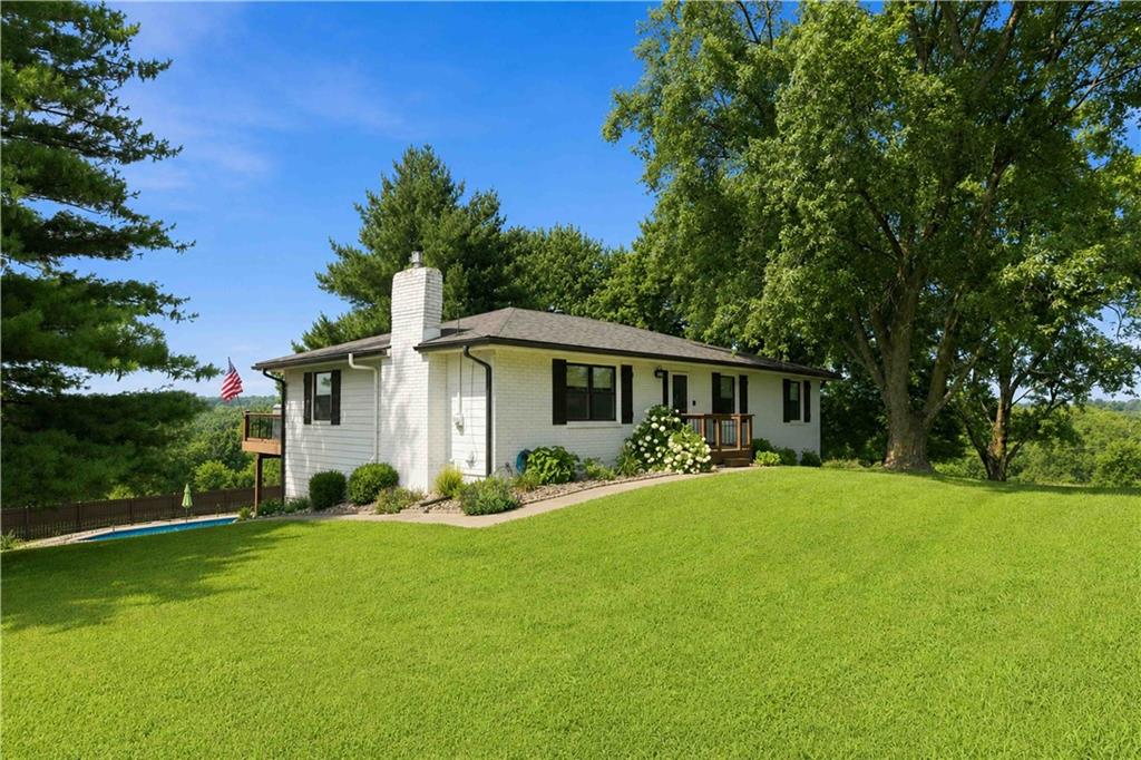 3rd image of 18043 150Th St, Basehor, KS 66007 | MLS# 2633572