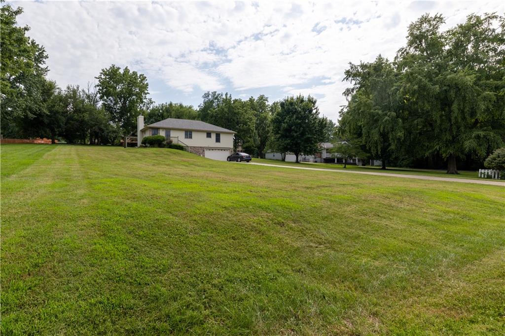 3rd image of 13470 Brookwood Wy, St Joseph, MO 64505 | MLS# 2633623