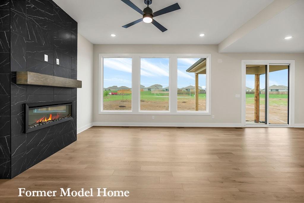 4th image of 8004 Se Hoot Owl St, Blue Springs, MO 64014 | MLS# 2633641