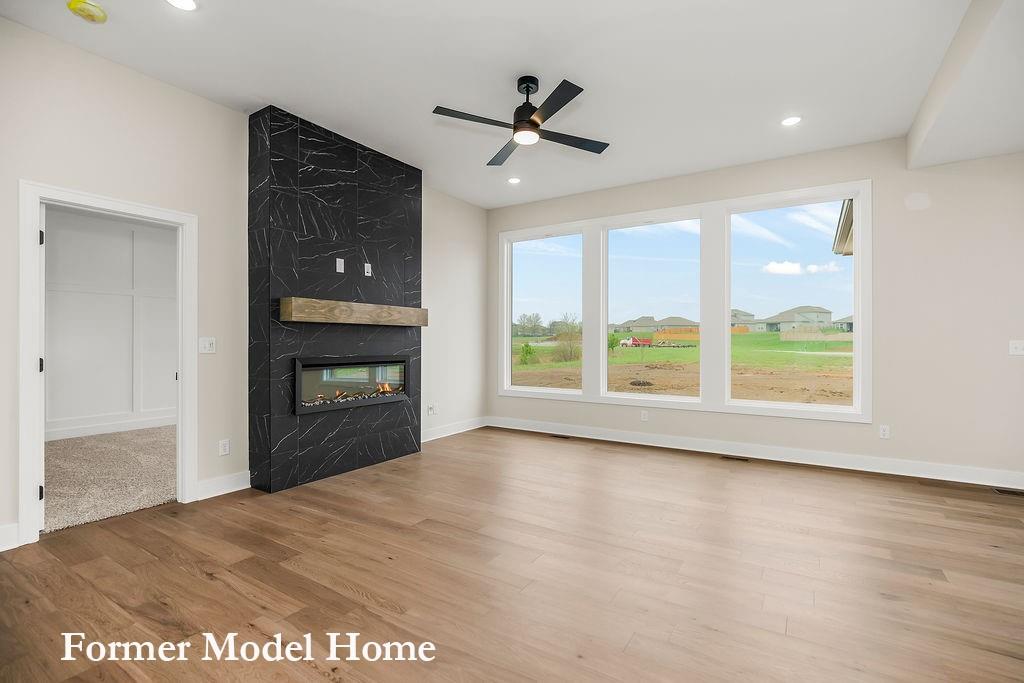 3rd image of 8004 Se Hoot Owl St, Blue Springs, MO 64014 | MLS# 2633641