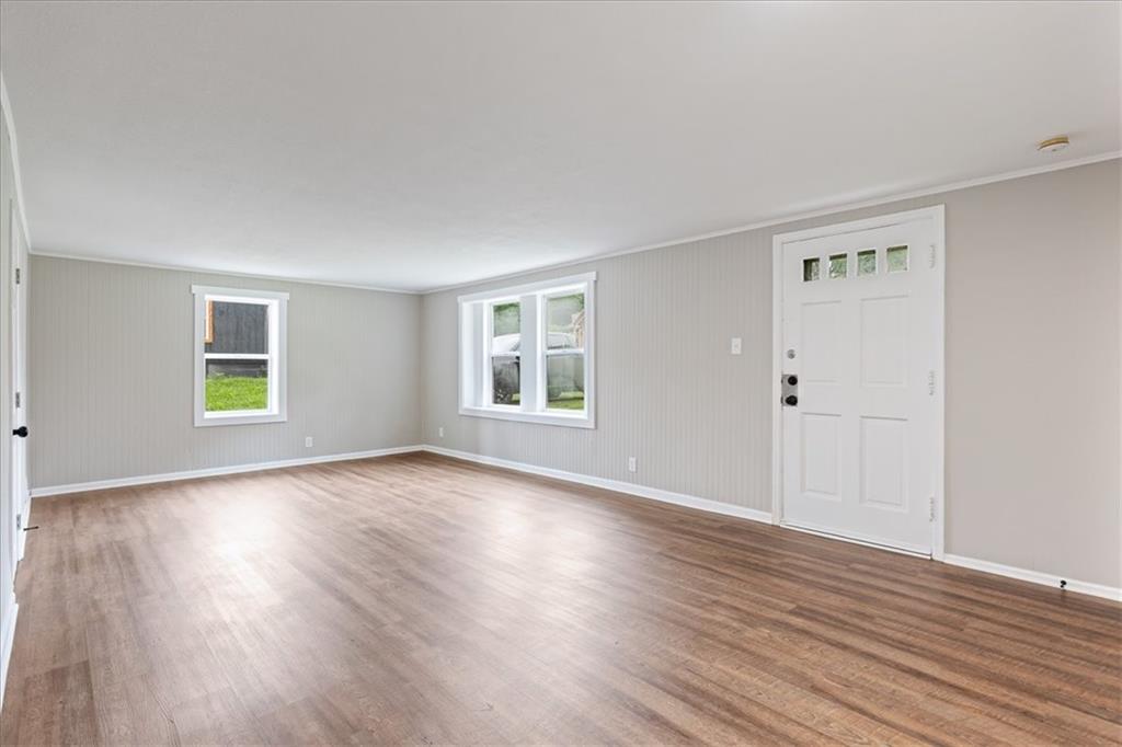 5th image of 705 Yoeke St, Tonganoxie, KS 66086 | MLS# 2633649
