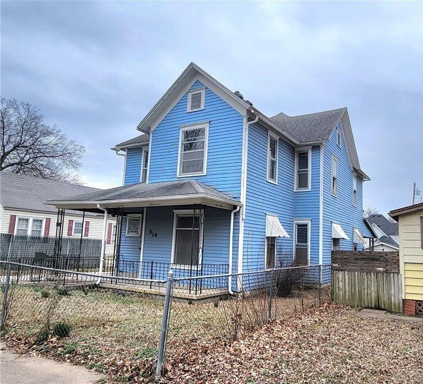 1st image of 519 W Elm St, Chanute, KS 66720 | MLS# 2633658