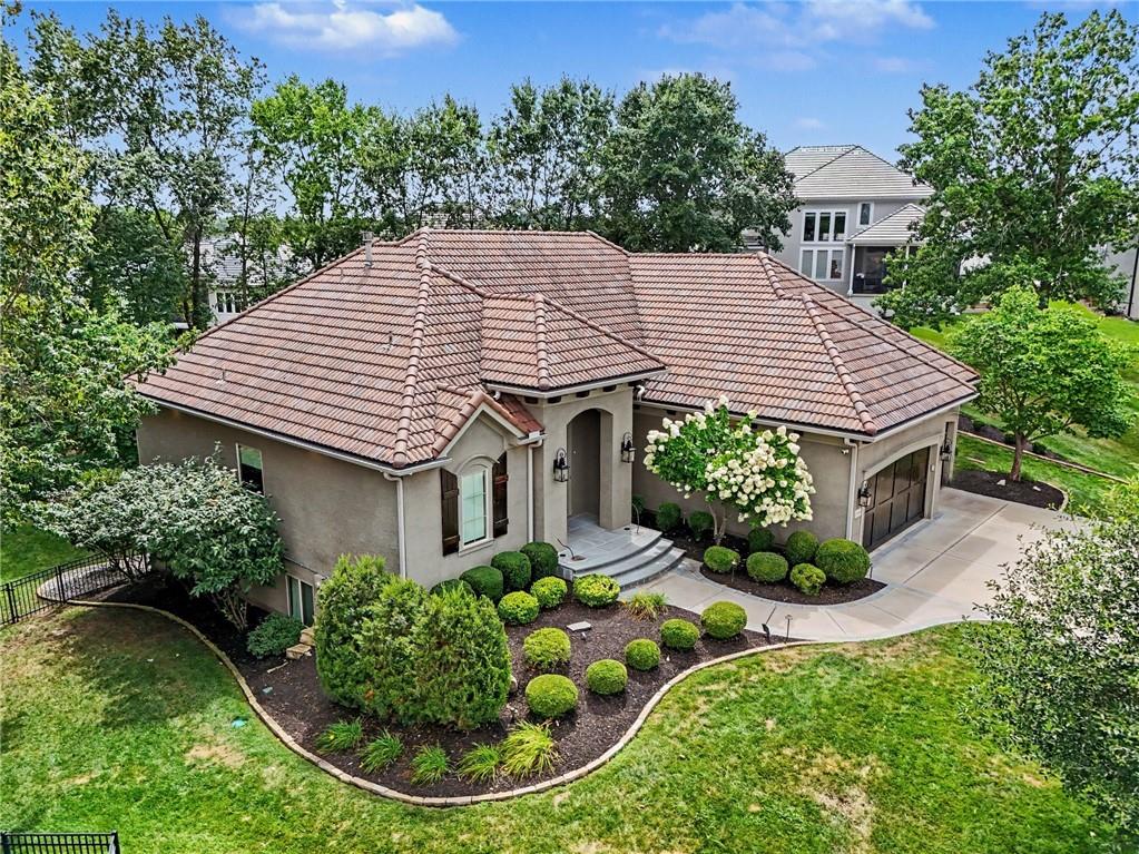3rd image of 5950 N Saline Ave, Kansas City, MO 64151 | MLS# 2633670