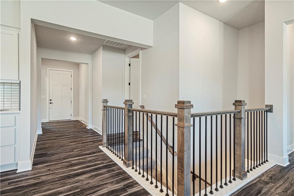 5th image of 1817 Woodward Cir, Raymore, MO 64083 | MLS# 2633684