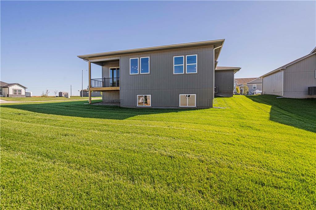 29th image of 1817 Woodward Cir, Raymore, MO 64083 | MLS# 2633684