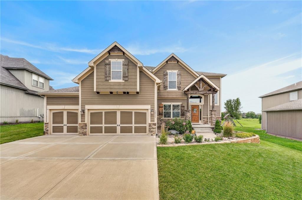 2nd image of 12975 N Champanel Wy, Platte City, MO 64079 | MLS# 2633705