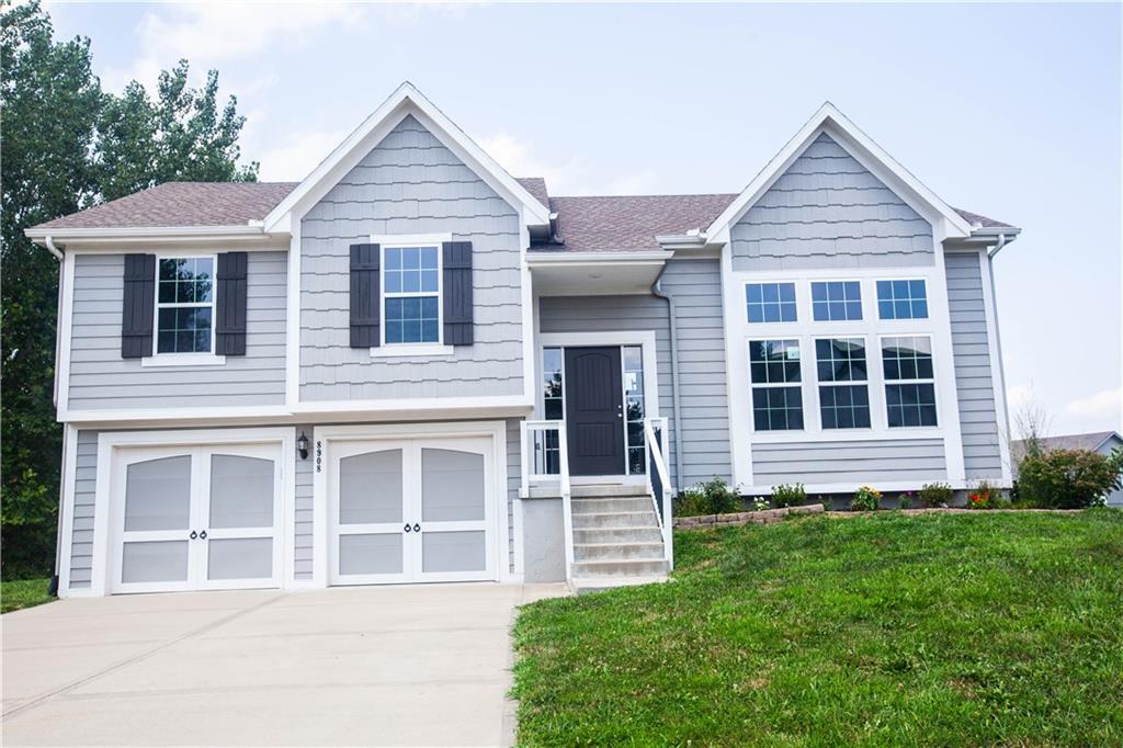 1st image of 8908 Ne 117th Ter, Kansas City, MO 64157 | MLS# 2633722