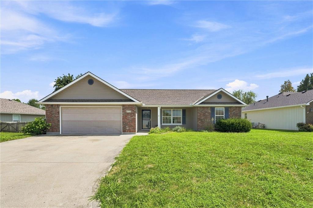 1st image of 413 Graystone Dr, Grain Valley, MO 64029 | MLS# 2633757