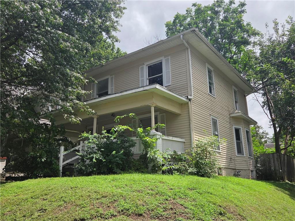 1st image of 2902 Lafayette St, St Joseph, MO 64507 | MLS# 2633768