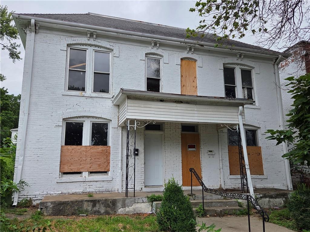 1st image of 723 S 10th St, St Joseph, MO 64501 | MLS# 2633771