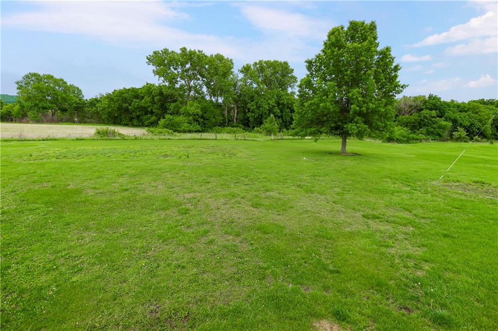 22nd image of 15628 238th St, Tonganoxie, KS 66086 | MLS# 2633782