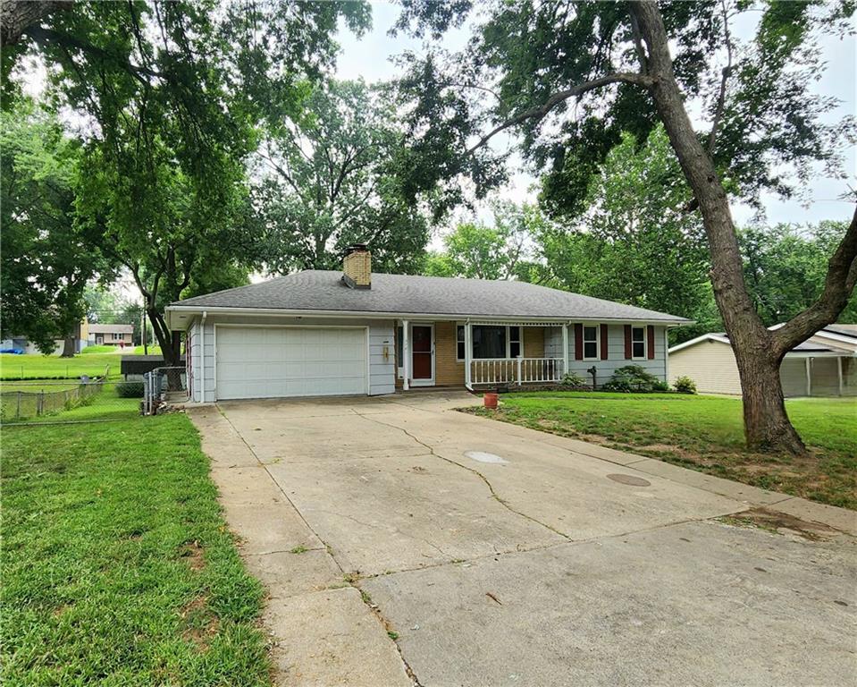 2nd image of 2701 S Maybrook Ave, Independence, MO 64057 | MLS# 2633808