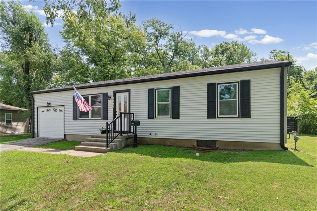 2nd image of 1717 Ellison Wy, Independence, MO 64050 | MLS# 2633840