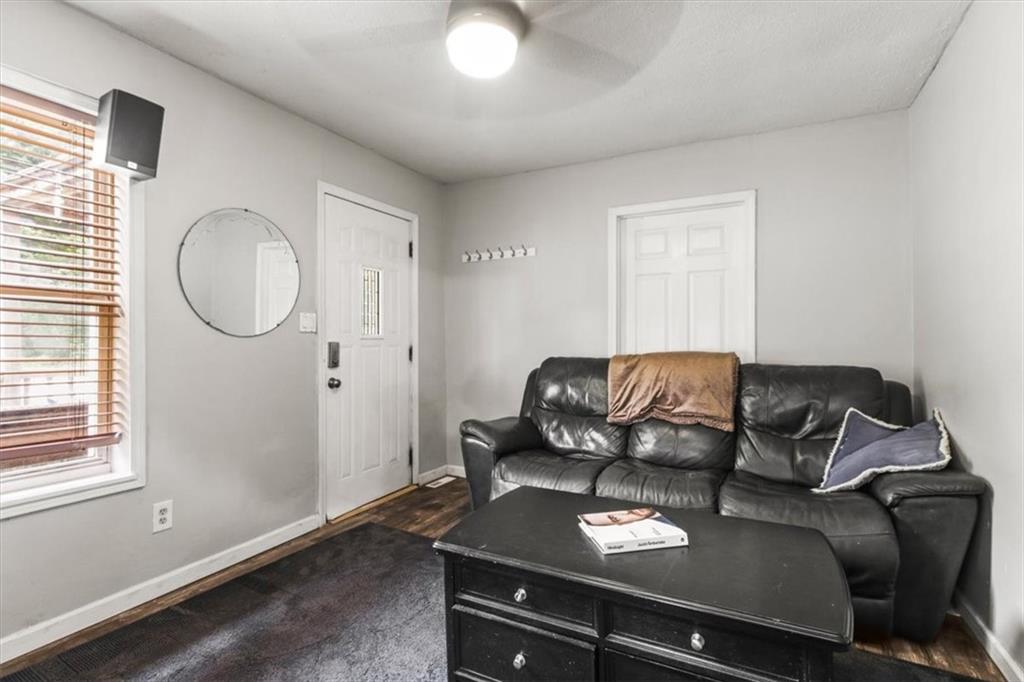 4th image of 2418 Park Ln, Oak Grove, MO 64075 | MLS# 2633851