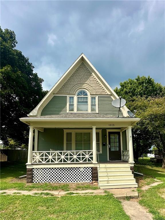 2nd image of 1015 E 2nd St, Maryville, MO 64468 | MLS# 2633875
