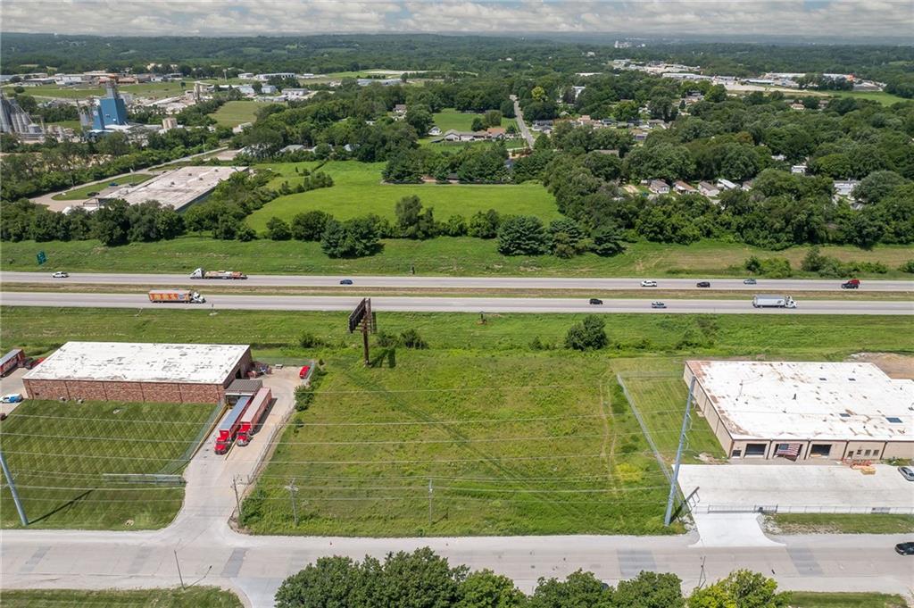 5th image of 3702 S Leonard Rd, Saint Joseph, MO 64503 | MLS# 2633879