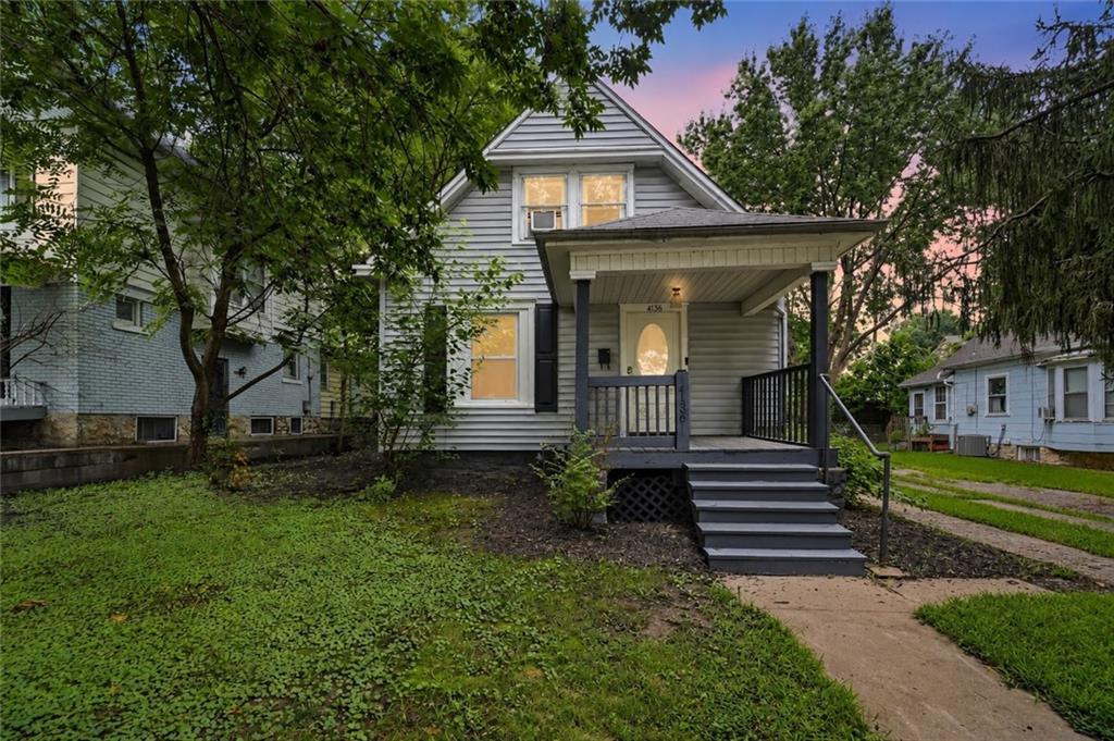 2nd image of 4136 Holly St, Kansas City, MO 64111 | MLS# 2633883
